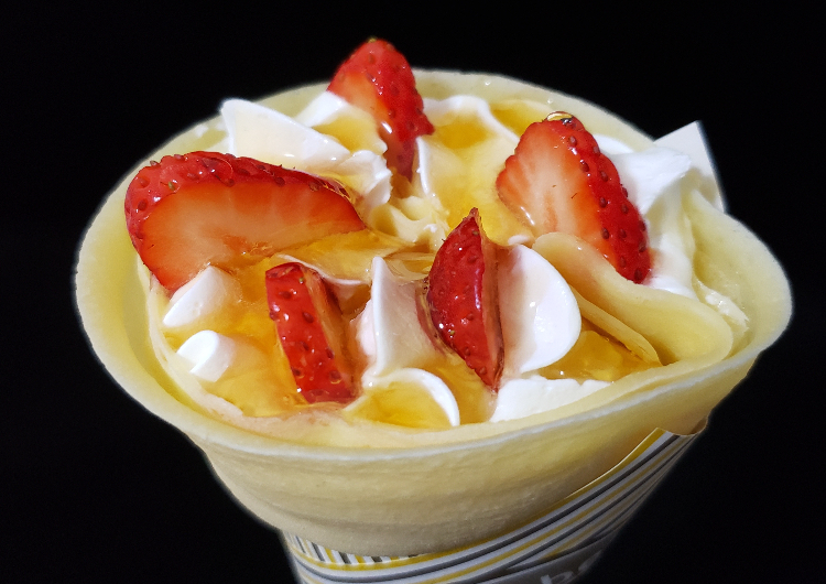 はちみついちごふわふわクリーム クレープ Twinbell Cafe